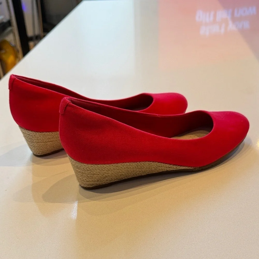 🆕 Clarks Mallory Luna Wedge Espadrilles Rope Pump, Cherry Red, Size 9.5M